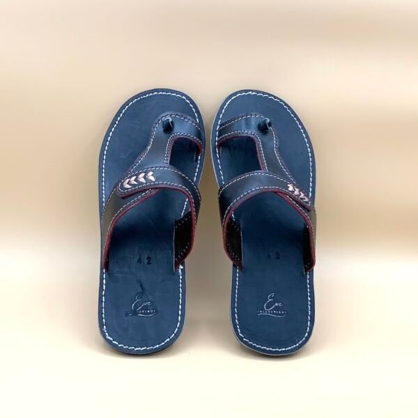 Arrow Decorated Leather Sandals Arrow Decorated Leather Sandals